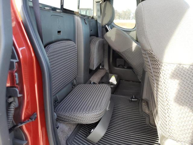  NISSAN FRONTIER 2016 Бургунді