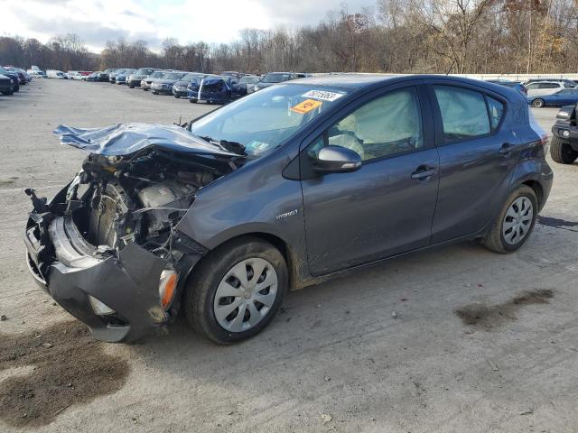 2014 Toyota Prius c 