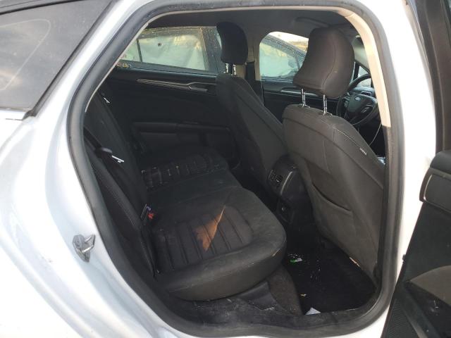 3FA6P0H72HR126210 Ford FUSION SE