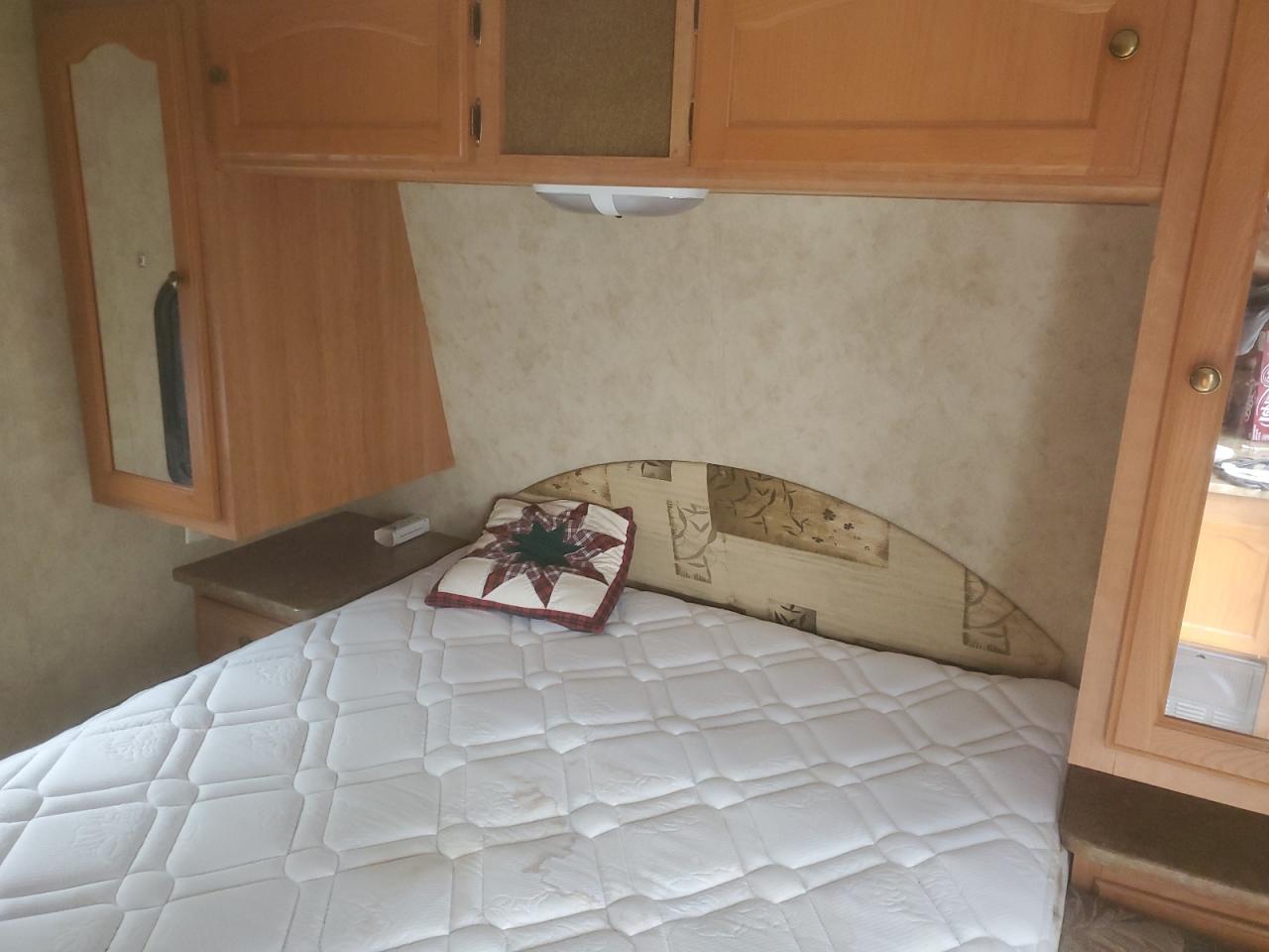 2009 Keystone Trailer vin: 4YDT3032493100077