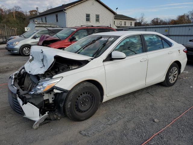 2015 TOYOTA CAMRY LE - 4T4BF1FK3FR506110