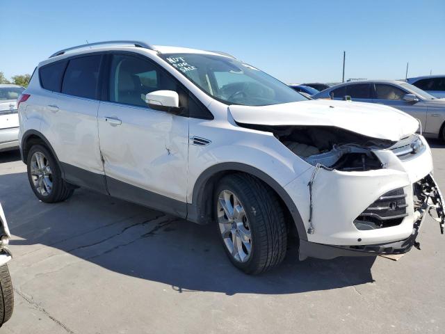 1FMCU0J94EUD57188 Ford Escape Titanium