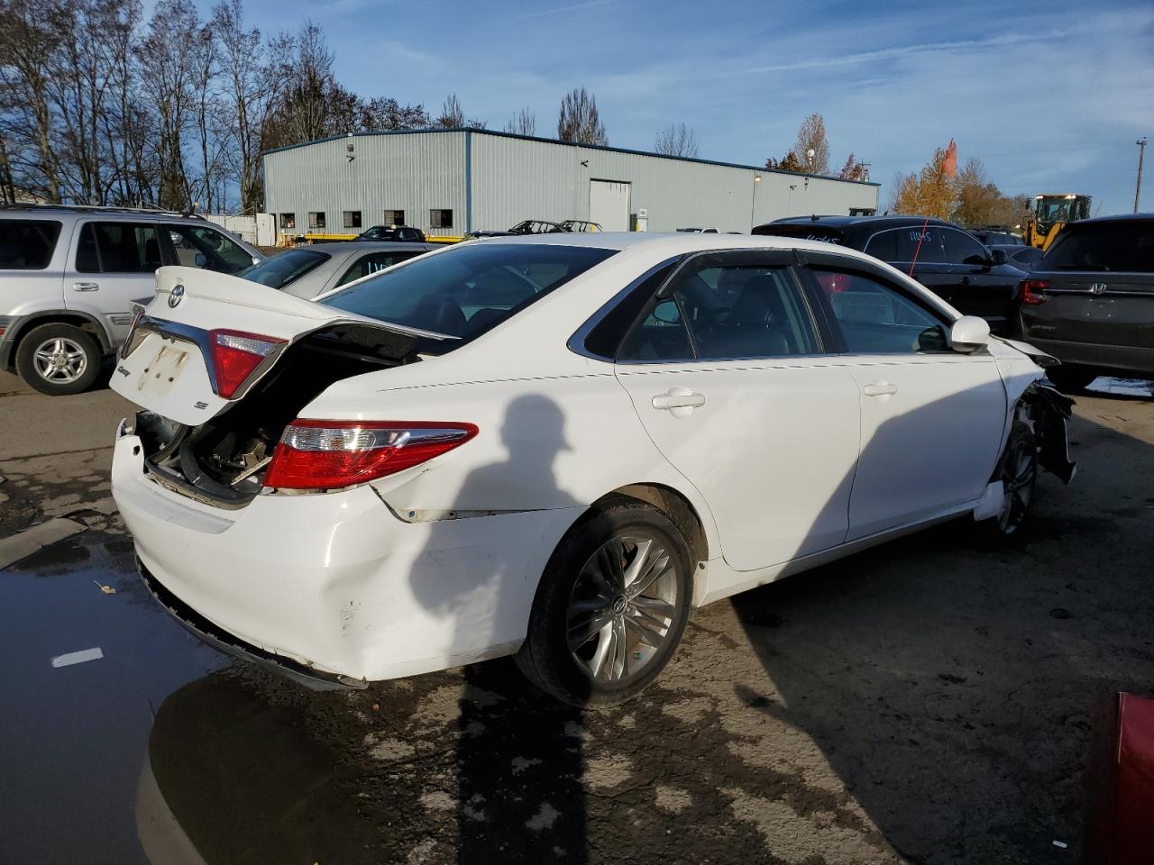 Lot #2452962558 2016 TOYOTA CAMRY LE