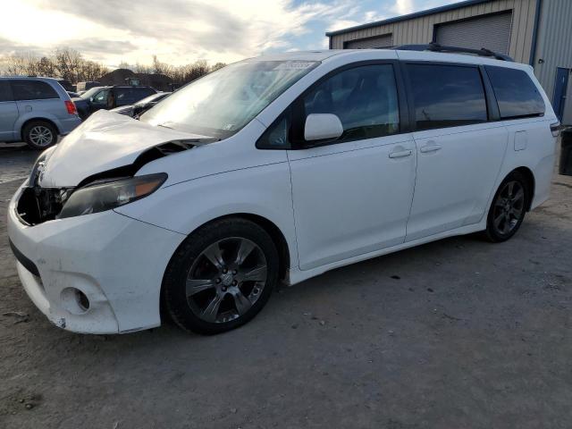 2011 Toyota Sienna 