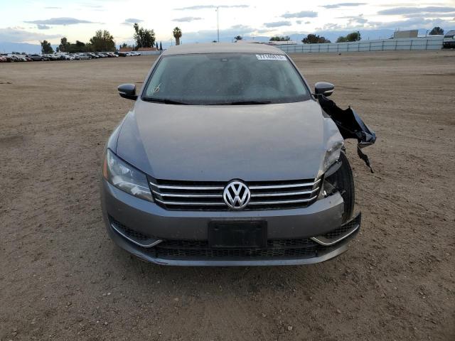 1VWAT7A33EC110136 Volkswagen PASSAT S