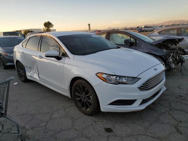 3FA6P0H72HR126210 Ford FUSION SE