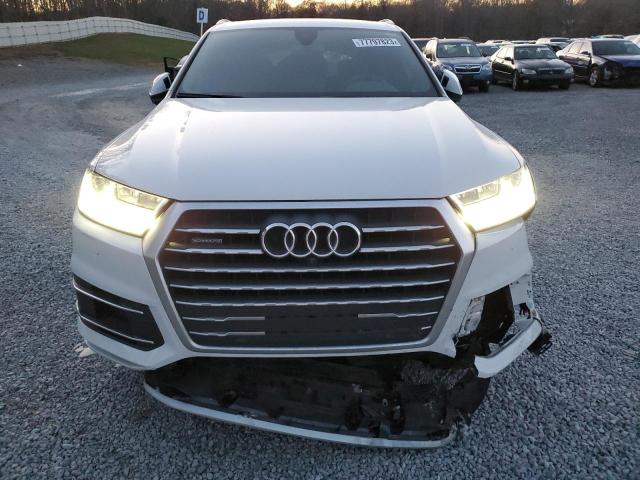 VIN WA1LHAF72KD036150 2019 Audi Q7, Premium Plus no.5