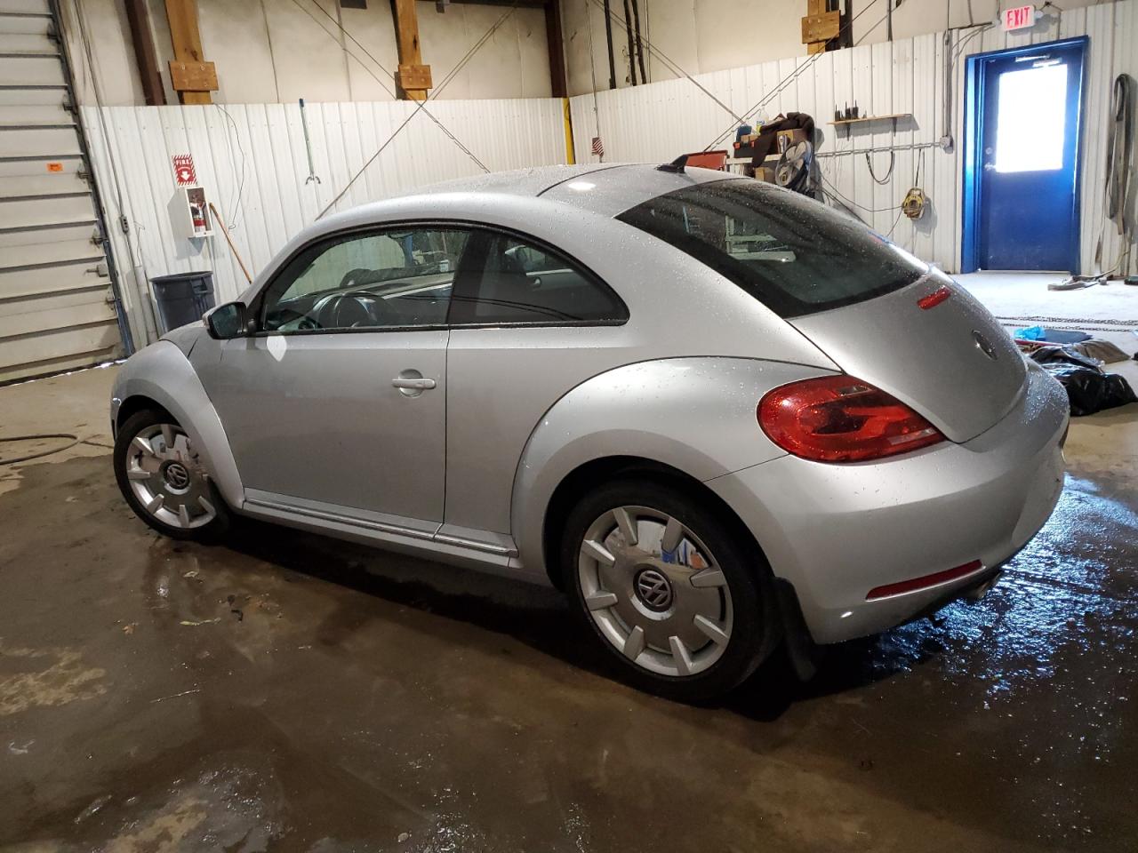 2012 Volkswagen Beetle vin: 3VWJP7AT0CM602249