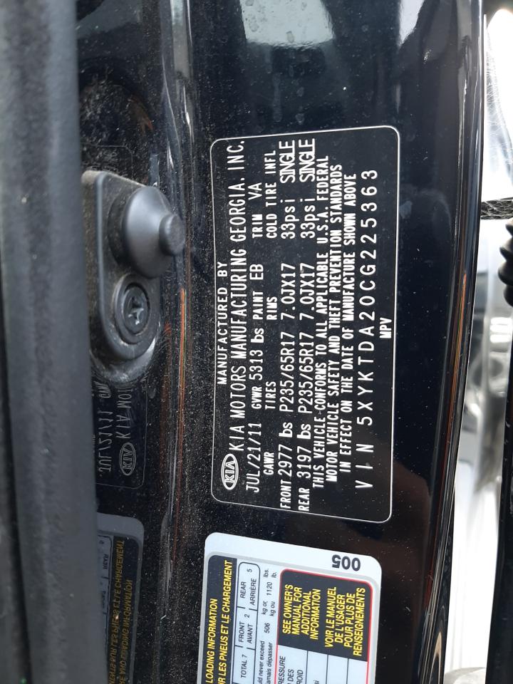 2012 Kia Sorento Base vin: 5XYKTDA20CG225363