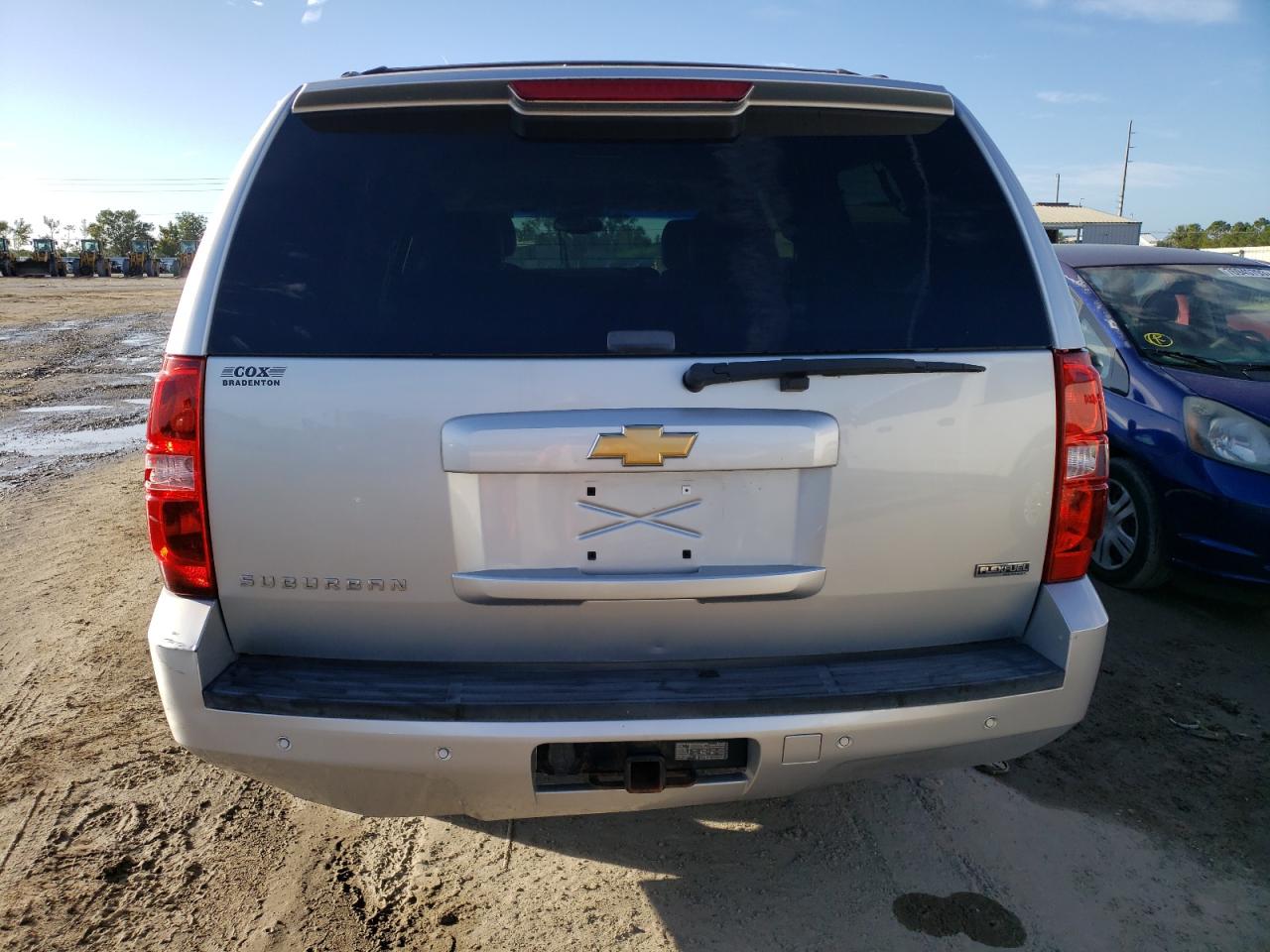 2012 Chevrolet Suburban K1500 Lt vin: 1GNSKJE73CR157530