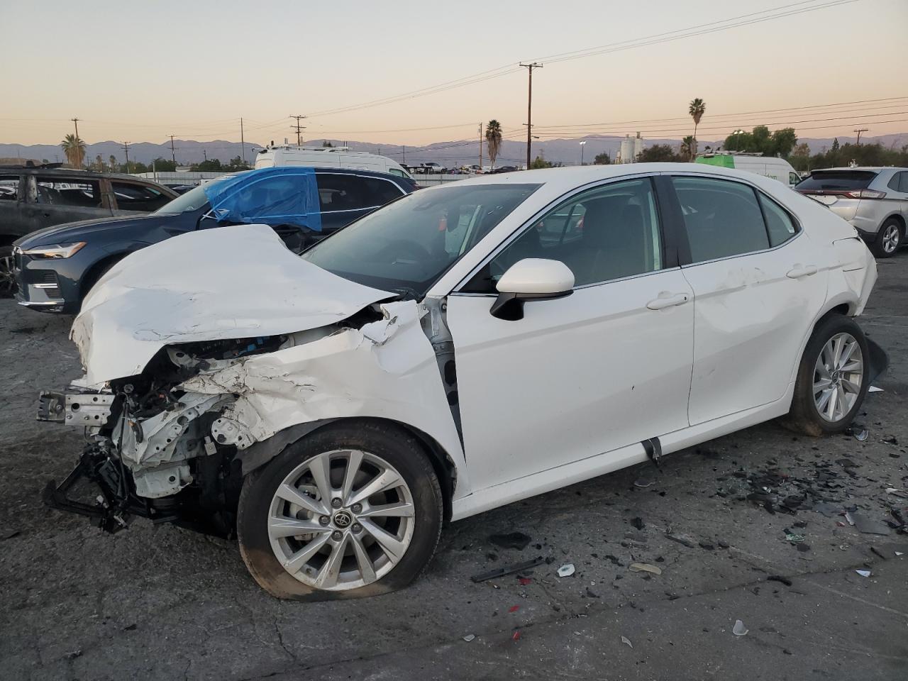  Salvage Toyota Camry