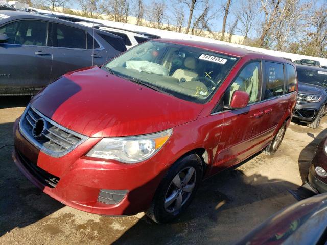 2010 Volkswagen Routan SE