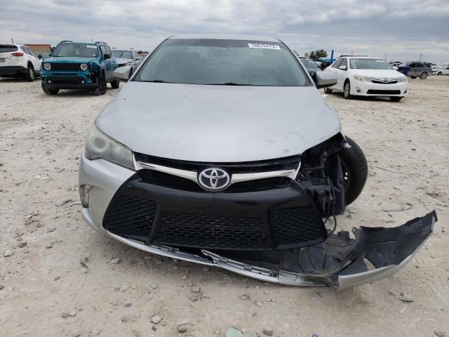 4T1BF1FK0HU370483 | 2017 Toyota camry le