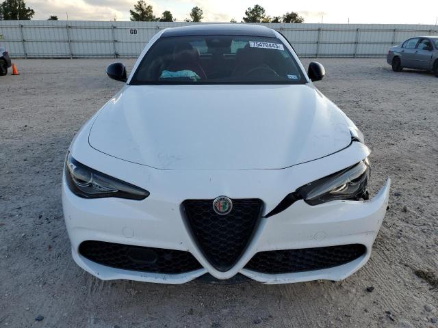 2022 ALFA ROMEO GIULIA SUP ZARFAMBN0N7665024