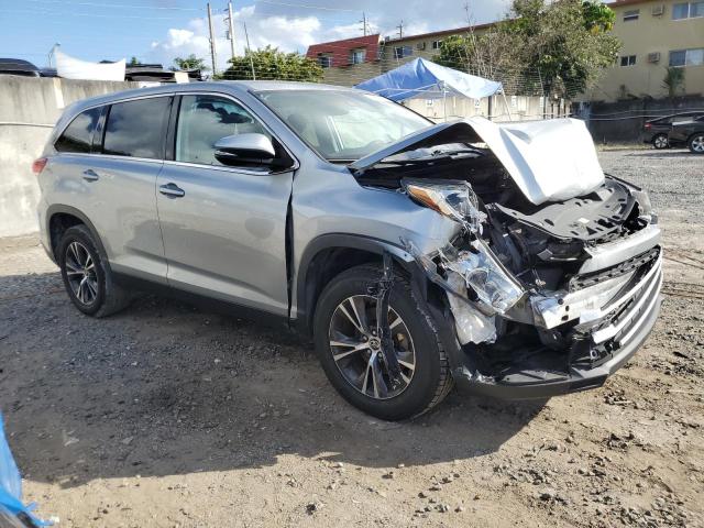 VIN 5TDZARFH1KS061556 2019 Toyota Highlander, LE no.4