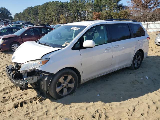 2011 Toyota Sienna LE