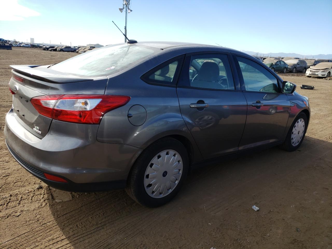 1FADP3F21EL376547 2014 Ford Focus Se