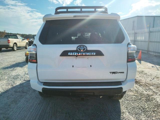 2020 TOYOTA 4RUNNER SR - JTEBU5JRXL5819107