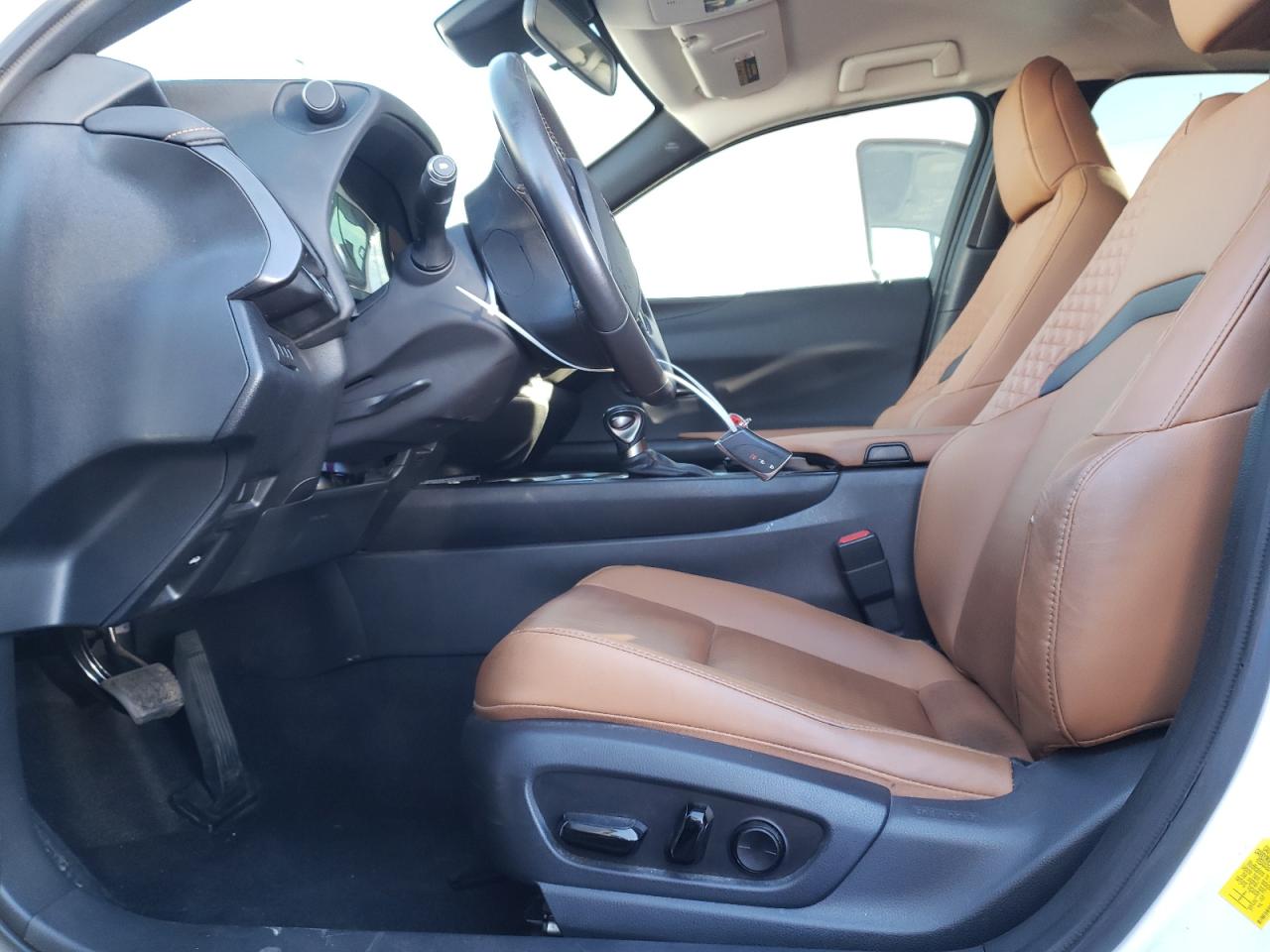 jthx9jbh2m2052543 JTHX9JBH2M2052543 2021 Lexus Ux 250H