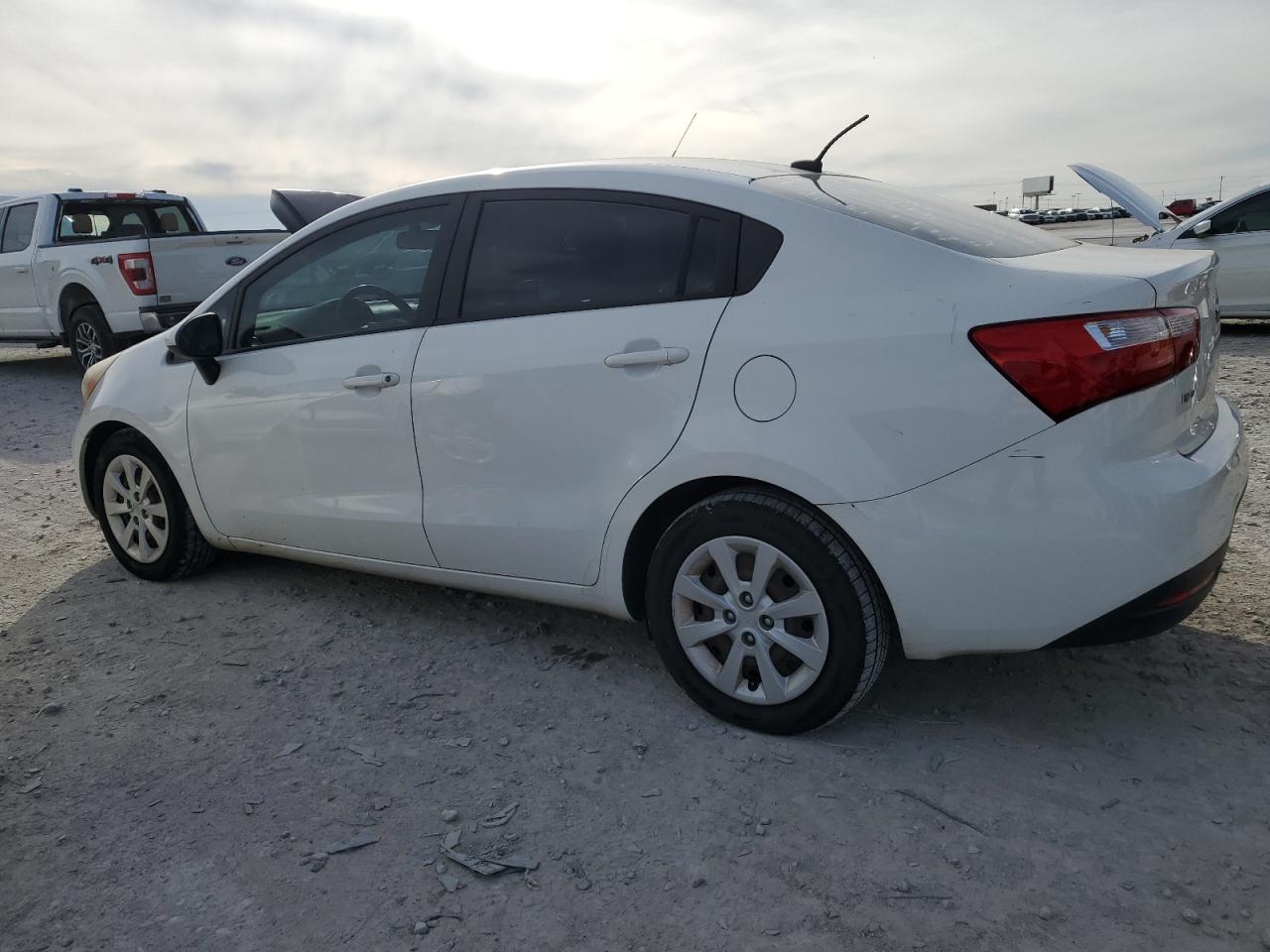 KNADM4A34F6454258 2015 Kia Rio Lx