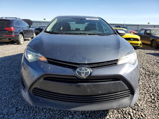 Седани TOYOTA COROLLA 2017 Сірий