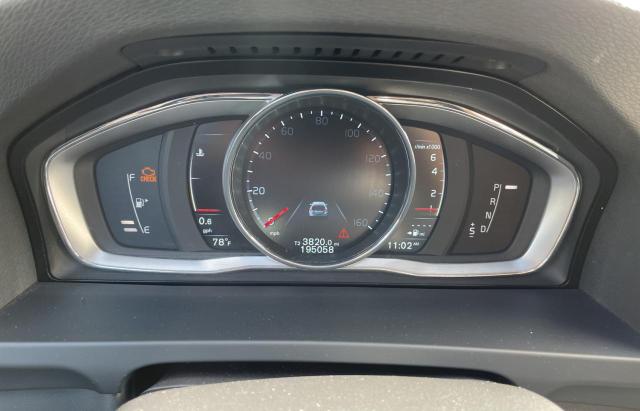 YV4612HM6F1001941 Volvo V60 Cross Country Platinum