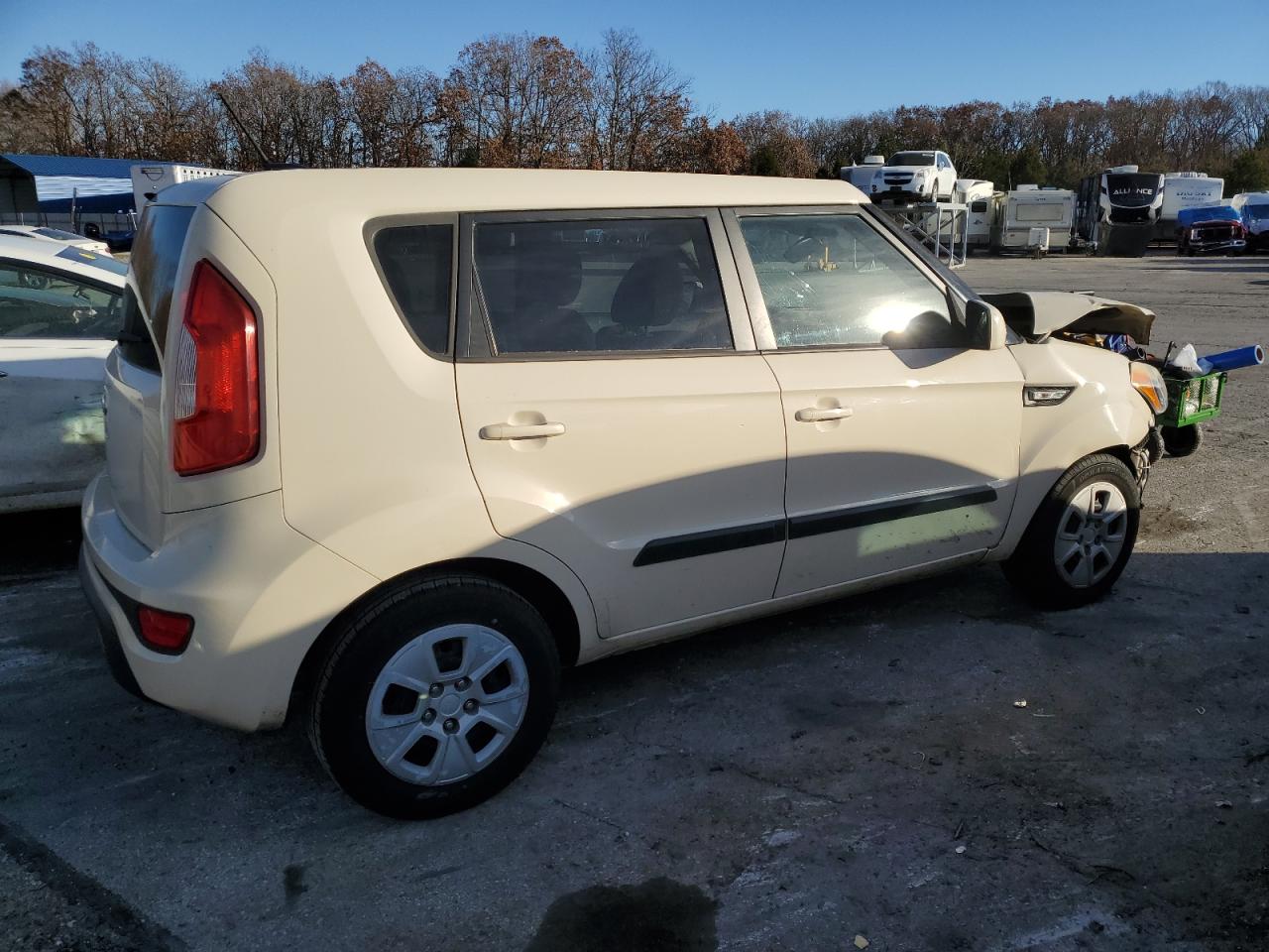 KNDJT2A59D7775069 2013 Kia Soul KNDJT2A59D7775069 2013 Kia Soul