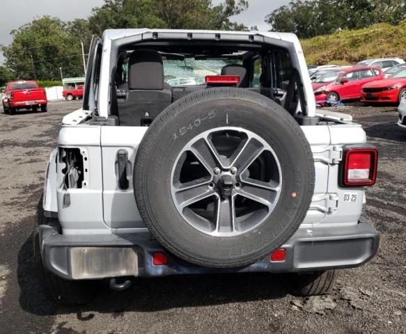 1C4HJXEN8PW637884 Jeep Wrangler Sahara