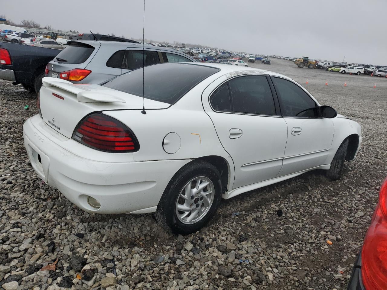 1G2NF52E34M670445 2004 Pontiac Grand Am Se1