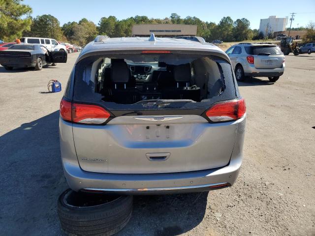 2C4RC1BG5JR233765 | 2018 Chrysler pacifica touring l