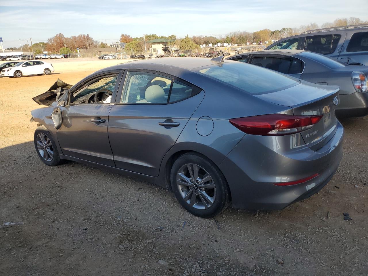 2018 Hyundai Elantra Sel vin: KMHD84LF2JU595005