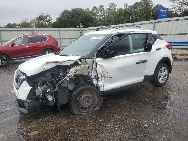 NISSAN KICKS S