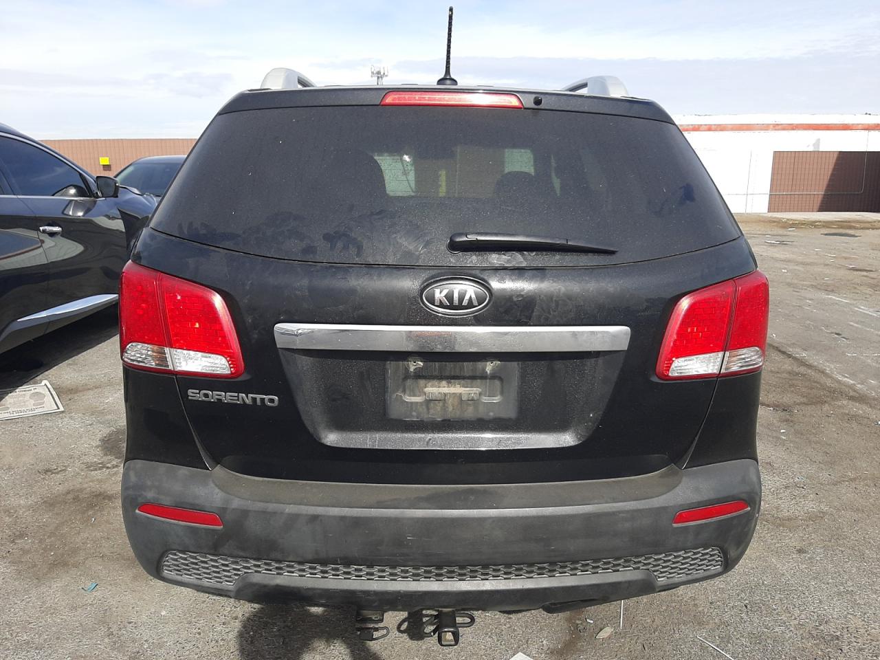 2012 Kia Sorento Base vin: 5XYKTDA20CG225363