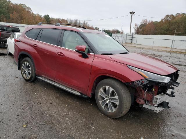  TOYOTA HIGHLANDER 2022 Бургунді