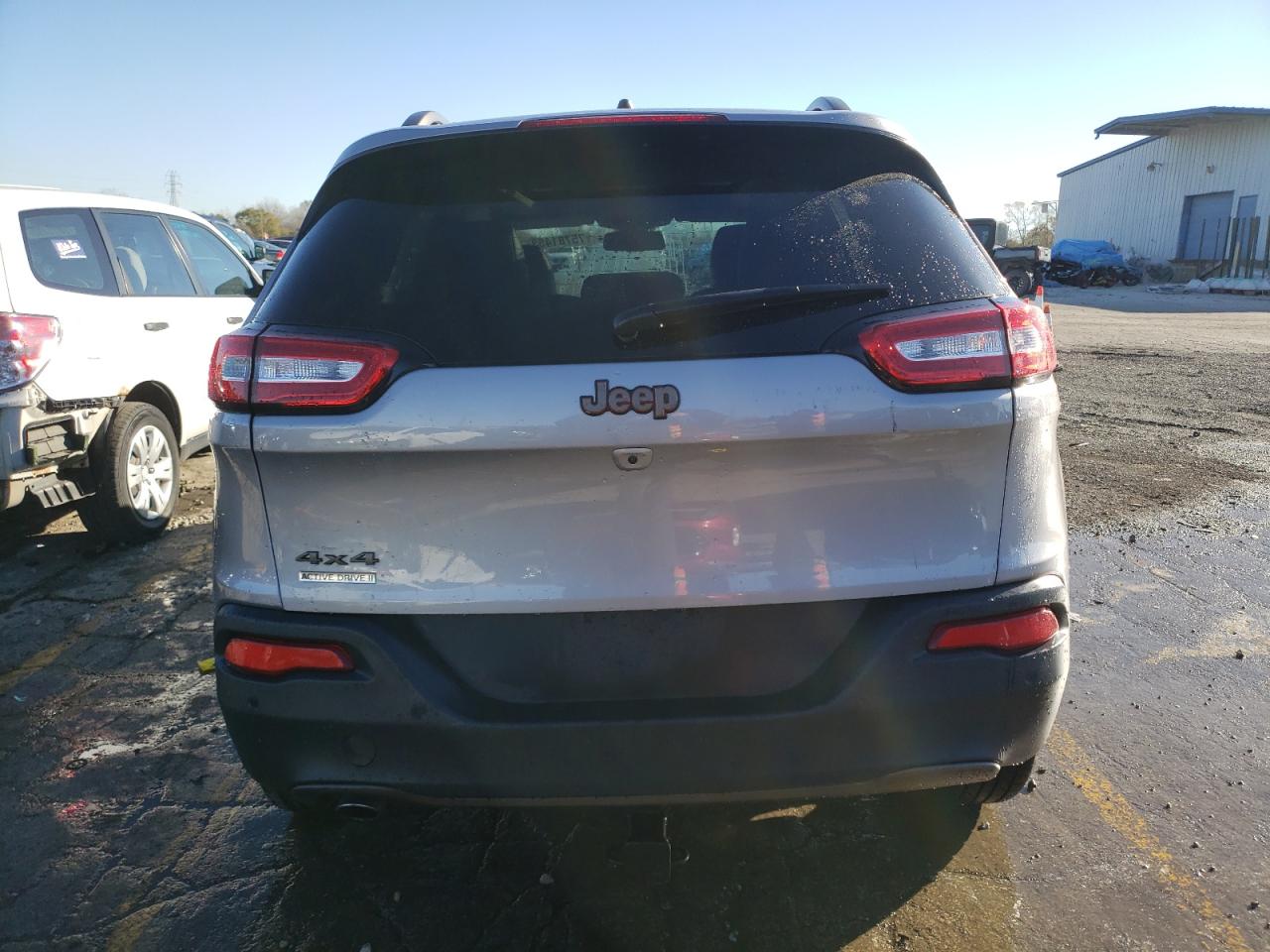 2016 Jeep Cherokee Latitude vin: 1C4PJMCB0GW247235