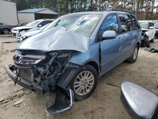 2010 Toyota Sienna XLE