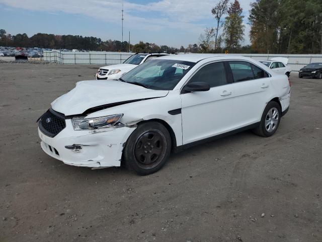 2016 Ford Taurus 