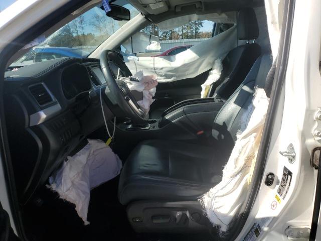 Паркетники TOYOTA HIGHLANDER 2015 Білий