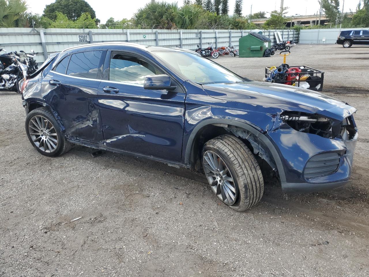 WDCTG4GB0JJ468677 2018 Mercedes-Benz Gla 250 4Matic