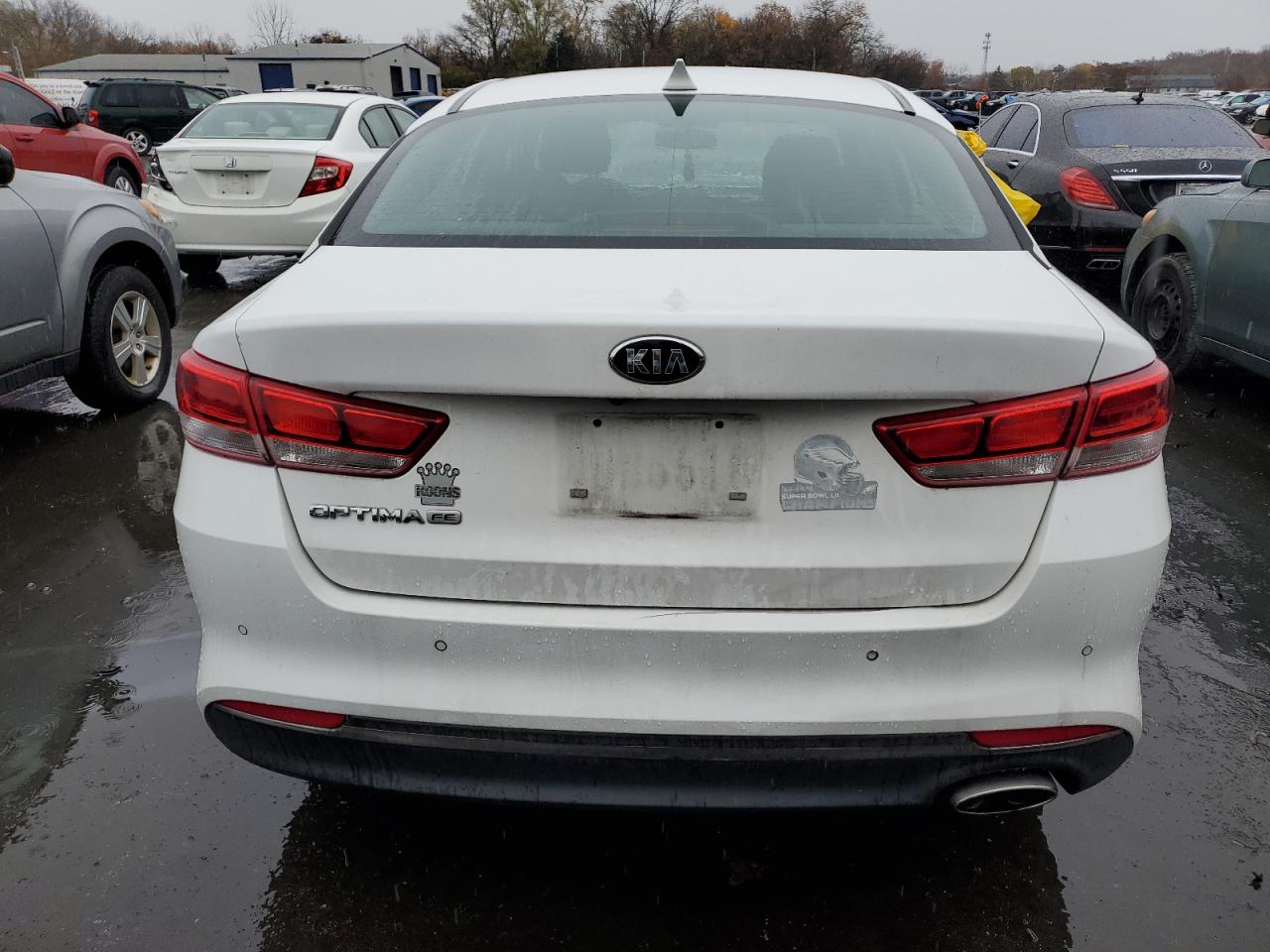 5XXGT4L36JG219077 2018 Kia Optima Lx