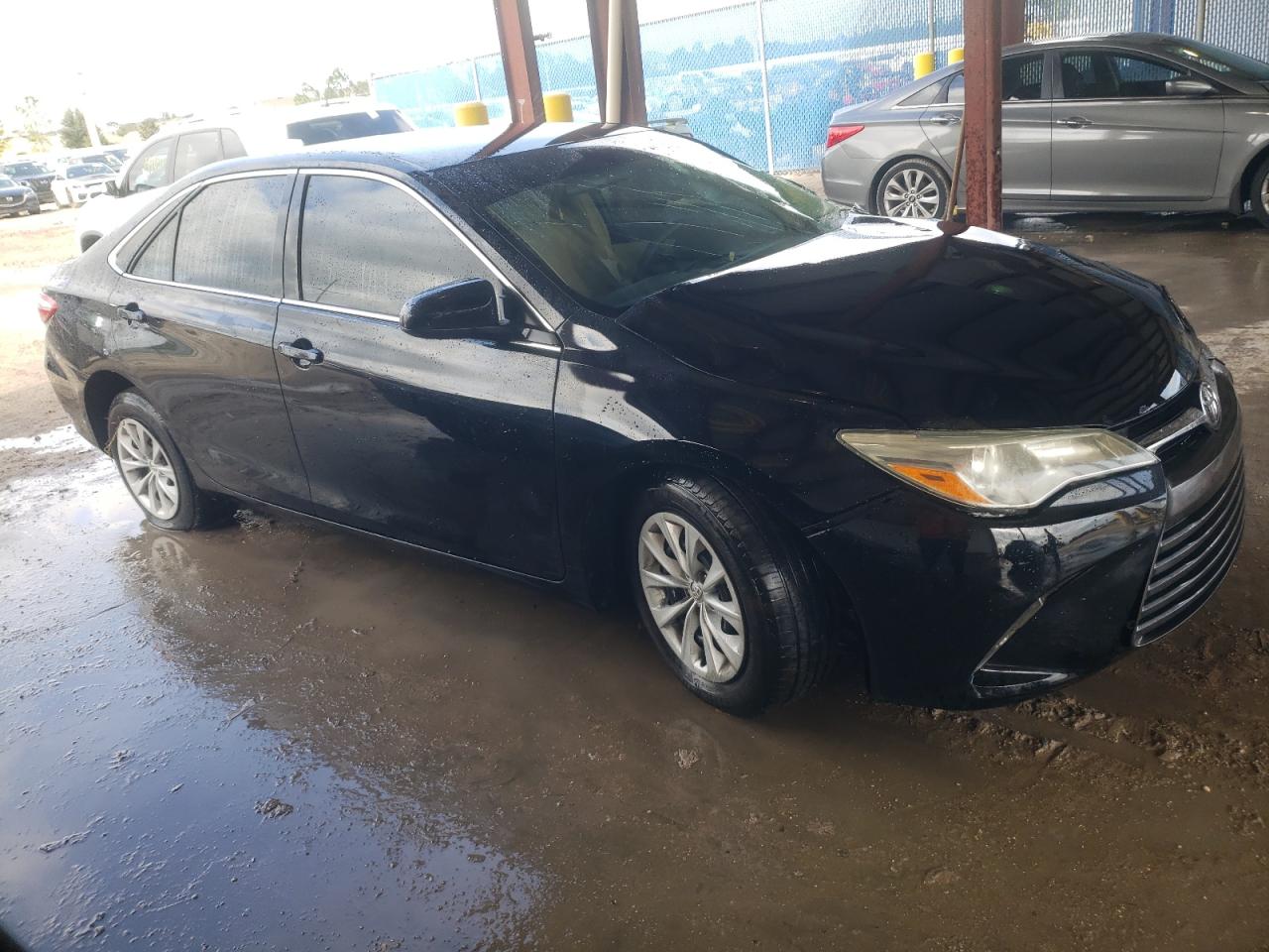 2015 Toyota Camry Le vin: 4T1BF1FK2FU095759