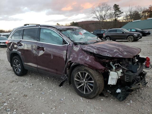 VIN 5TDJZRFH1KS739809 2019 Toyota Highlander, SE no.4