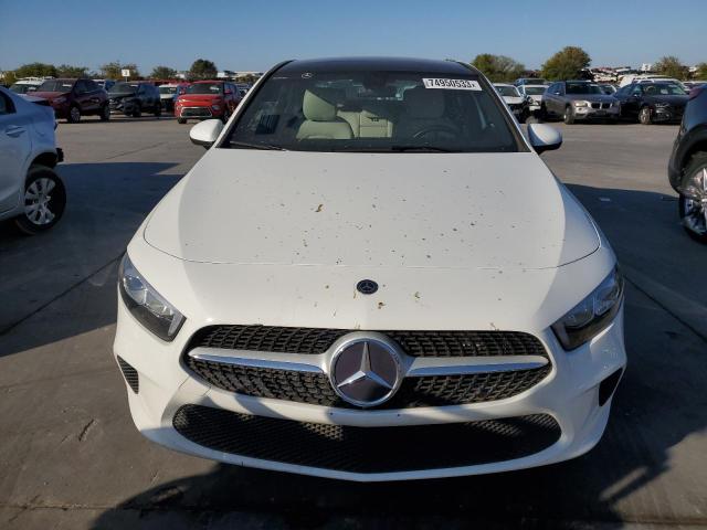 WDD3G4EB5KW021278 Mercedes-Benz A 220