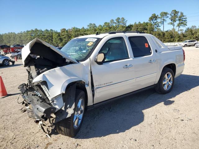 2013 Chevrolet Avalanche LTZ