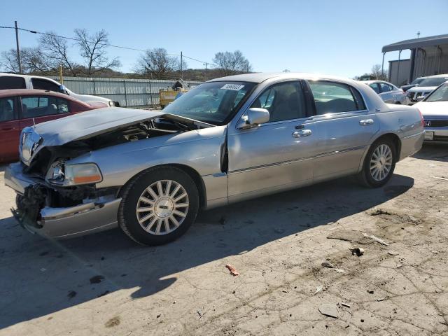 2004 Lincoln Town Car Ultimate