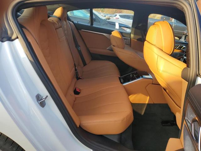 WBAGV2C05RCN02180 BMW 840i