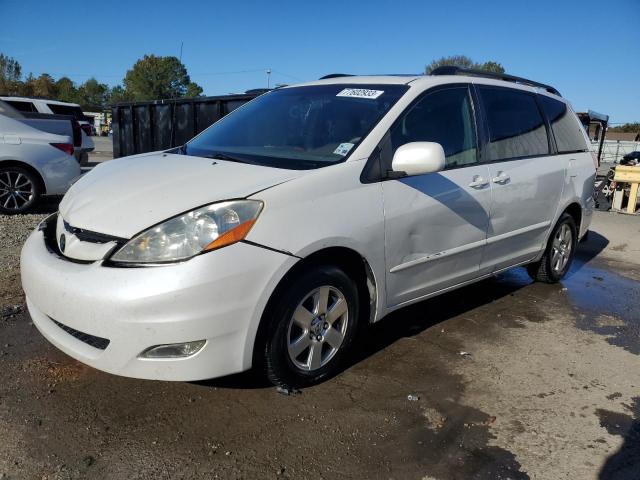 2010 Toyota Sienna XLE