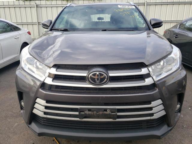 2017 Toyota Highlander Se VIN: 5TDJZRFH3HS421134 Lot: 74691873