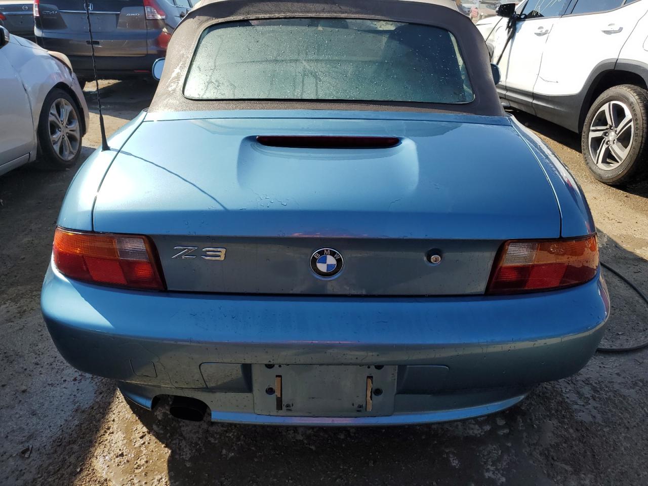 4USCH733XWLE10264 1998 BMW Z3 1.9