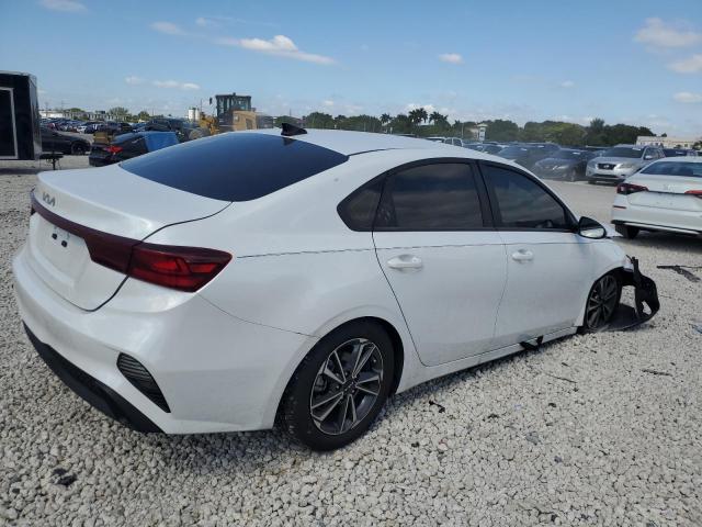 3KPF24AD5PE639652 KIA FORTE LX